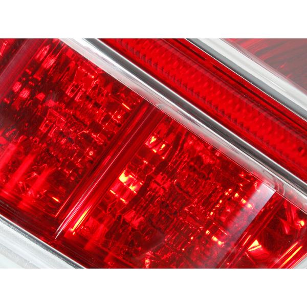TYC 正規品 12-14y クライスラー 300 テールランプ テールライト