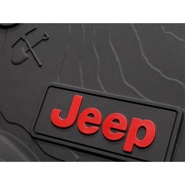MOPAR純正 ラバーマット JEEPロゴ入 フロアマット 前後 1台分セット 