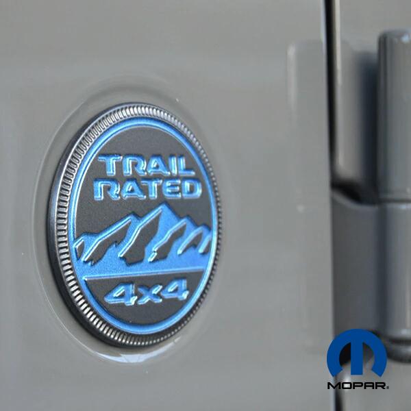 MOPAR純正 TRAIL RATED サイド フェンダー エンブレム シルバー&ブルー