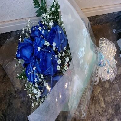 １０本のブルーローズとカスミソウの花束！メッセージそ添えて花束を！ |  | 04