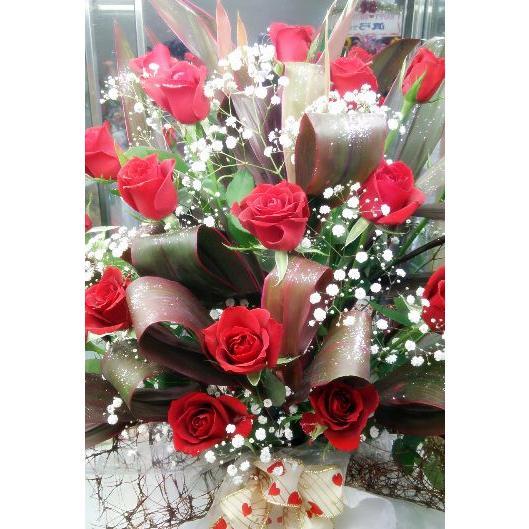 赤い薔薇をメインに☆☆シンプル綺麗でゴージャスなフラワーアレンジ! |  | 02