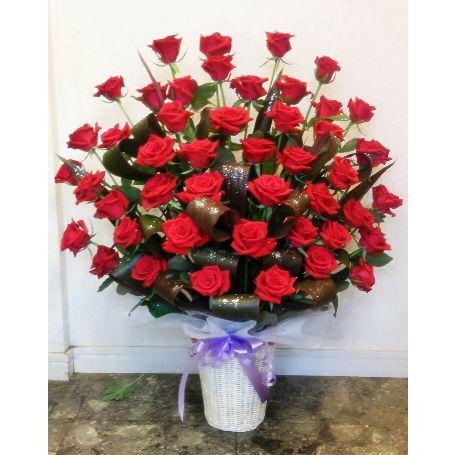 スタンド並みに豪華仕上がりの★赤い薔薇カゴのアレンジ★お誕生日・特別な贈り物に（*^_^*） |  | 01