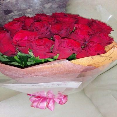 豪華な３０本の赤いバラの花束にメッセージを添えて贈り物に（*^_^*）★ |  | 04