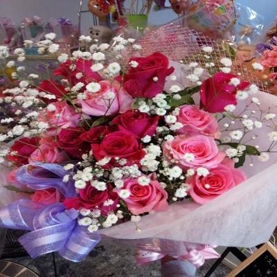 好評☆鮮やかなピンク色のバラの花束！送料無料☆かすみ草と一緒に・・☆ |  | 05