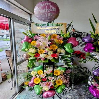 ☆Ｂｉｒｔｈｄａｙバルーンとハートのバルーン付き生花スタンド2段でサプライズ！！花種・バルーン色・種類すべて当店にお任せ?商品 |  | 01