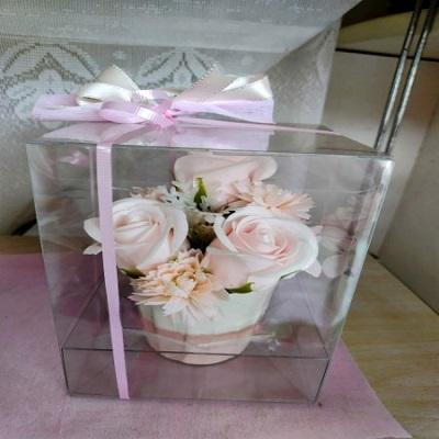 薄いピンク色の可愛らしいバラのソープフラワーをご自宅用や贈り物に |  | 07