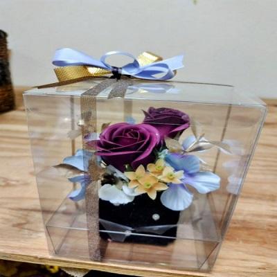 ラメの付いた紫バラのソープフラワーアレンジ☆にメッセージを添えて贈り物に！ | 