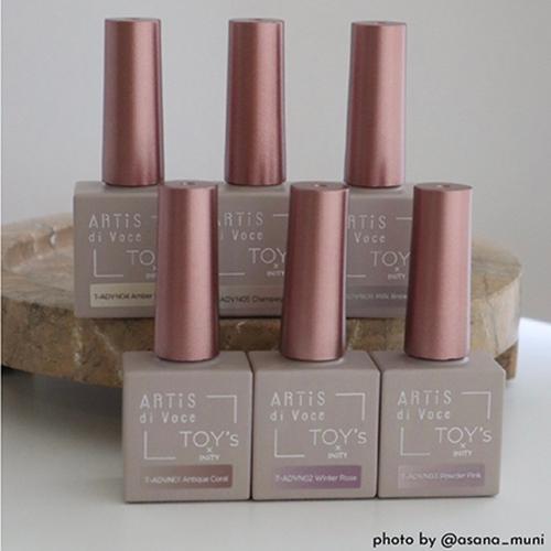 TOY's × INITY トイズバイアイニティ ARTiS di voce アーティス ディ ヴォーチェ マグ ナチュラル ADVN04 アンバーホワイト 7ml |  | 04