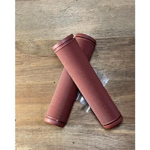 VELO（ベロ） グリップ 全長130mm 自転車 8カラー : Calm - 通販