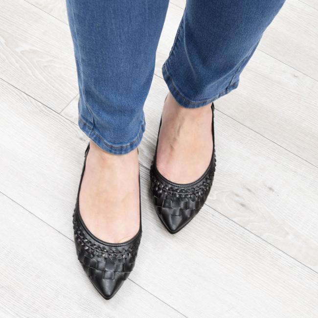パンプス レディース ぺたんこ ローヒール 痛くない 疲れない 走れる 編み込み アーモンドトゥ 幅広 スアシ 春夏 黒 (FOO-MI-R2276) | SUaSHI | 19