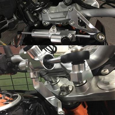KTM バイクステアリング スタビライザー ダンパー取付金具サポート ホルダー デューク 125 200 390 デューク デューク390