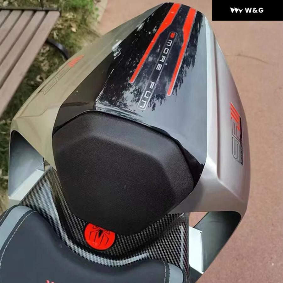並行輸入品 オートバイのパッセンジャーリアフェアリングシートカウルカバーハンプCFMOTO 450SR 450 SRリアシートクッの画像