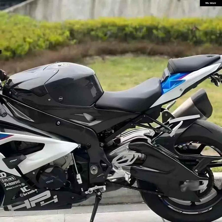 並行輸入品S1000RR スイングアーム カバー アンダー チェーン ガード プロテクター 2009 - 2014 S1000Rの画像