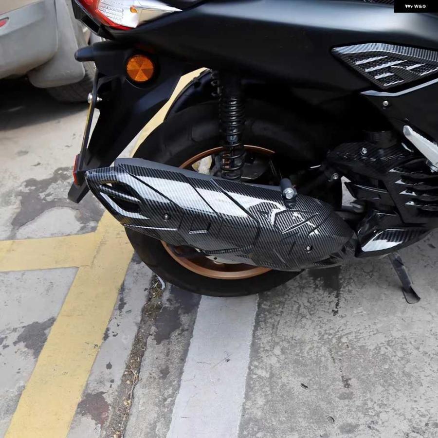 並行輸入品マフラーカバー ヤマハ XMAX 125 XMAX 125 TECH MAX 2021-2025 2023 オートバイ バイク カーボン マフラー ヒートシールド カバー
