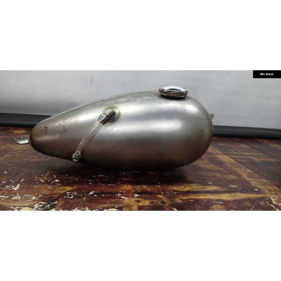 並行輸入品8L オートバイ ガソリン 燃料タンク ハーレー ダビッドソン