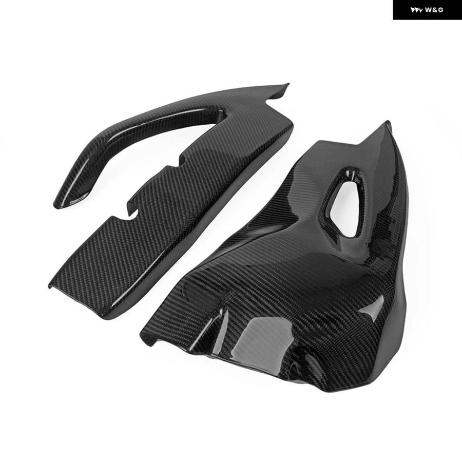 並行輸入品 カーボン バイク スイングアーム カバー スイングアーム カバー プロテクター ガード GSXR600 GSXR750 2006 - 10の画像