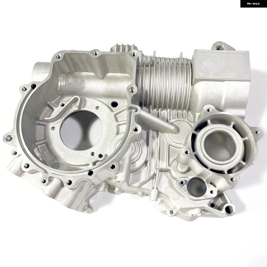 並行輸入品右 クランクケース CFMOTO 500 X5 U5 CF188 600 X6 U6 Z6 625 CF196 X-LAの画像