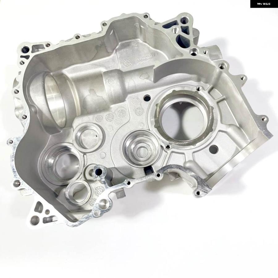 並行輸入品右 クランクケース CFMOTO 500 X5 U5 CF188 600 X6 U6 Z6 625 CF196 X-LAの画像
