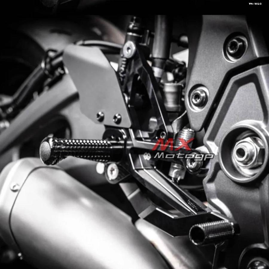 並行輸入品 YZFR7 2023 2024 オートバイ フットレスト リア フットペグ ペダルセット ヒールガード シフト レバー フットペグ ヤ_2