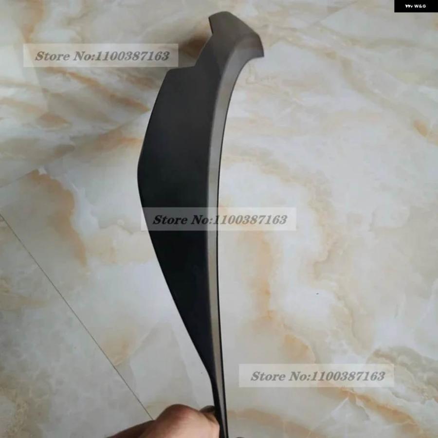 並行輸入品 FORD FOCUS 2012-2018 ST MK3 ハッチバック スポイラー ABS カーボン カラー カー テールウィング デコレーション リの画像