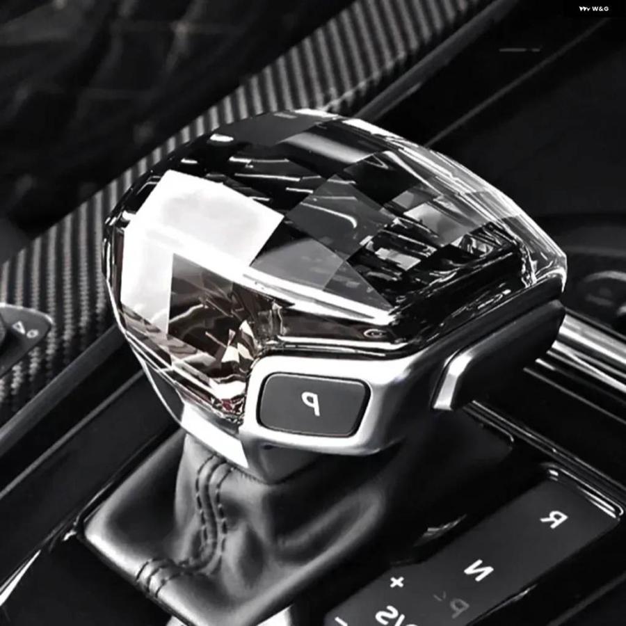並行輸入品 右ドライブ クリスタル ギア シフト ノブ カバー アウディ Q7 A6 SQ5 A5 A4 S4 RS5 RS6 A7 RS7 A6L A7L ギア レバーの画像