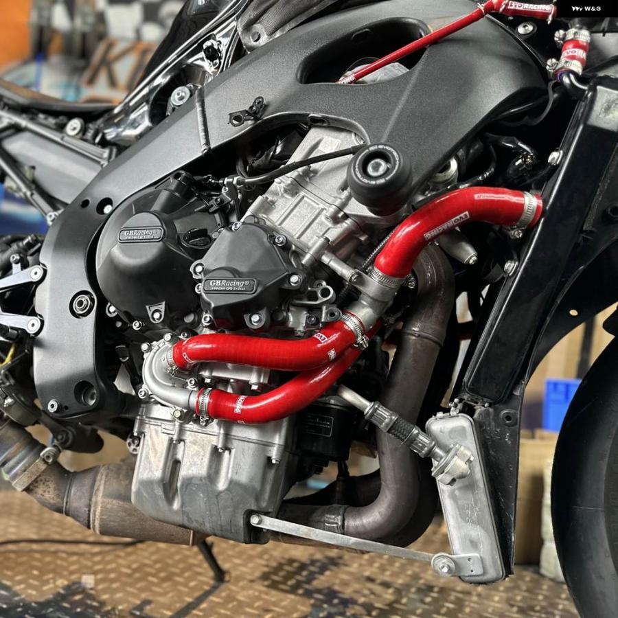 並行輸入品 ホンダ 2020-2024用 8ピース EVORACING シリコン ラジエーター クーラントホースキットの画像