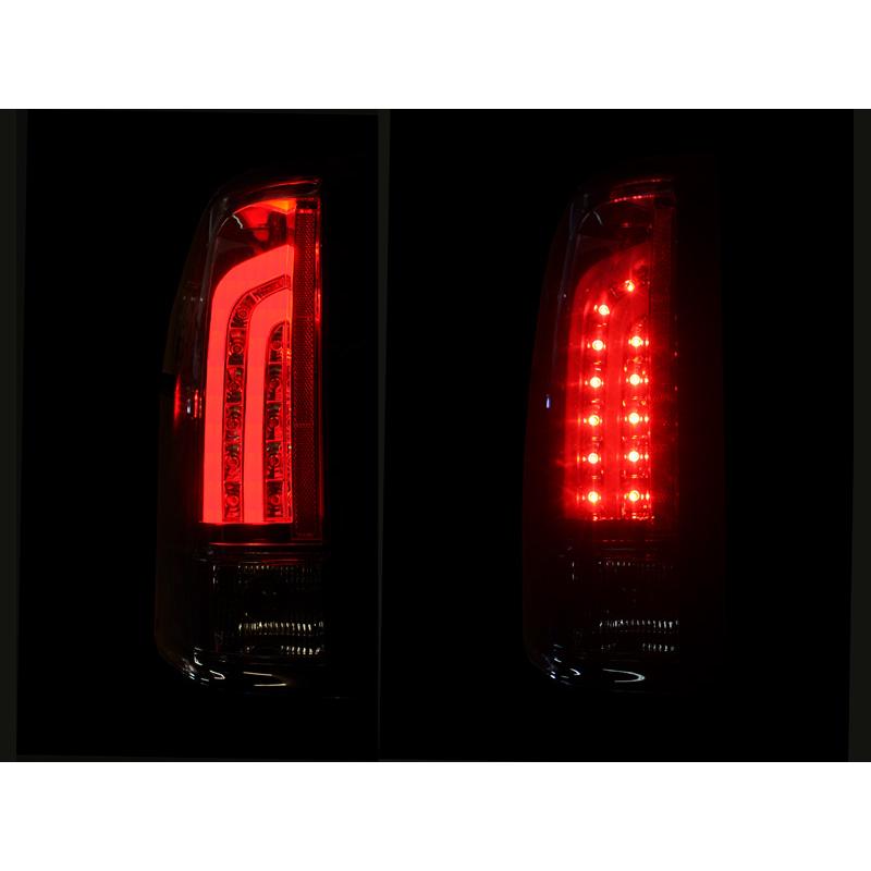 07-10y シルバラード ユーロLEDテールランプ スモーク ライトバーの画像