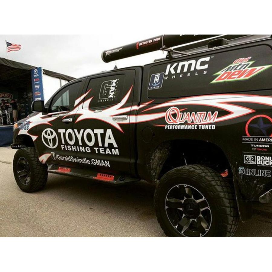 ランドクルーザー200系 タンドラ 等 KMC XD811 ROCKSTAR 2 MBM/マット 