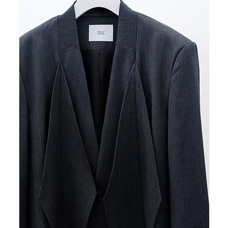 【HATRA(ハトラ)】Dia Tailored Jacket ジャケット(OU02-25fw)の画像