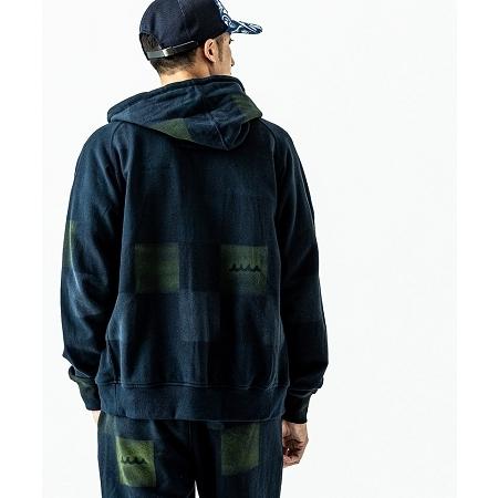 【ACANTHUS(アカンサス)】muta パーカー　XL ACANTHUS（アカンサス） 【】muta Block Stencil Freedom SleeveZip-up
