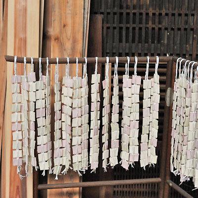 箱入り 干し餅 個入 寒 い青森県の 昔ながらの知恵グルメ 干し餅 贈答用 プレゼント ギフト 青森 Sp 常温便 当店他商品との同梱可 014sp かめあし商店オンラインショップ 通販 Yahoo ショッピング