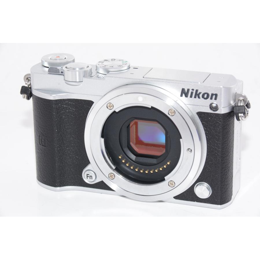 【中古】【外観並級】Nikon ミラーレス一眼 Nikon1 J5 ダブルレンズキット シルバー_1