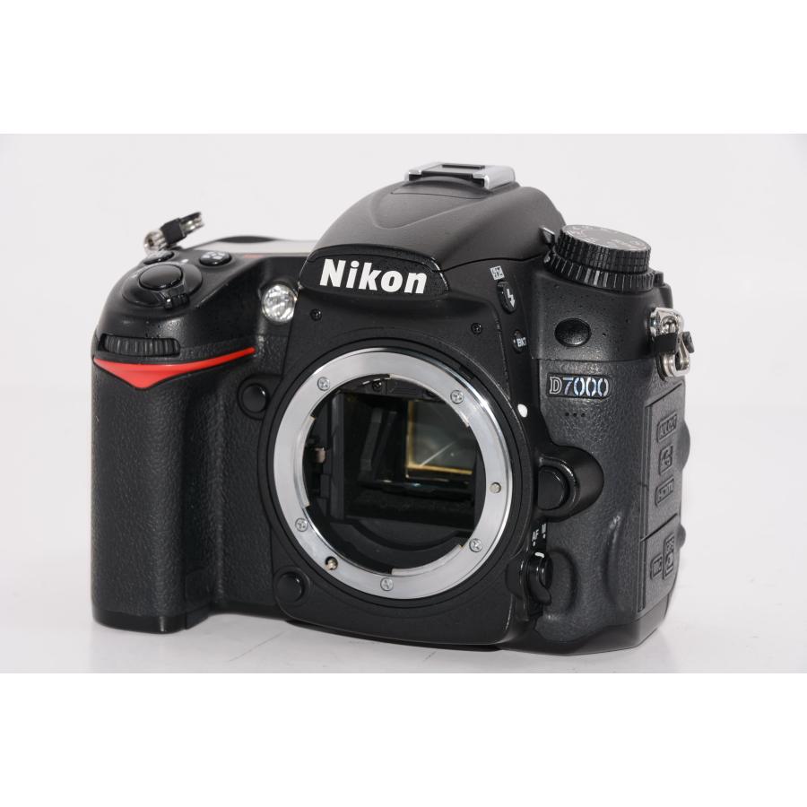 中古】【外観特上級】Nikon デジタル一眼レフカメラ D7000 ボディー