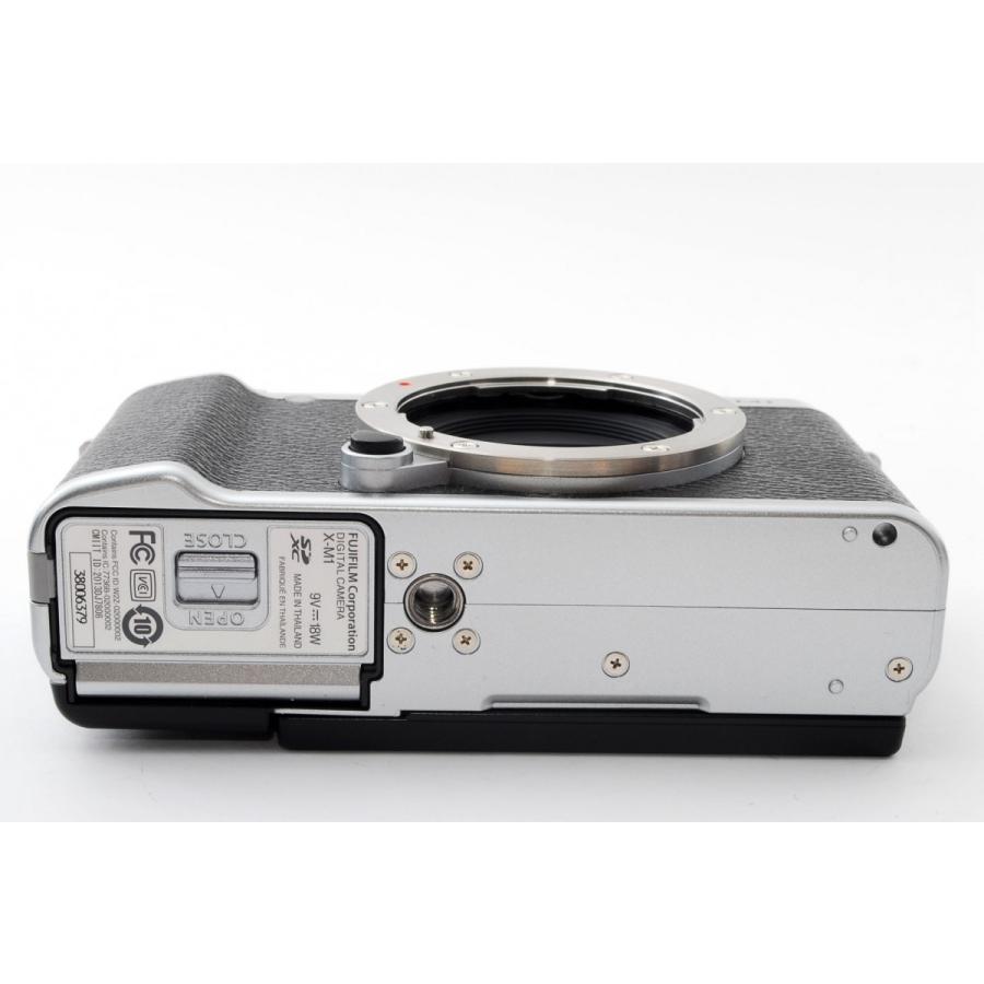 FUJIFILM（フジフイルム） FUJIFILM X-M1 レンズキット ブラック 美品