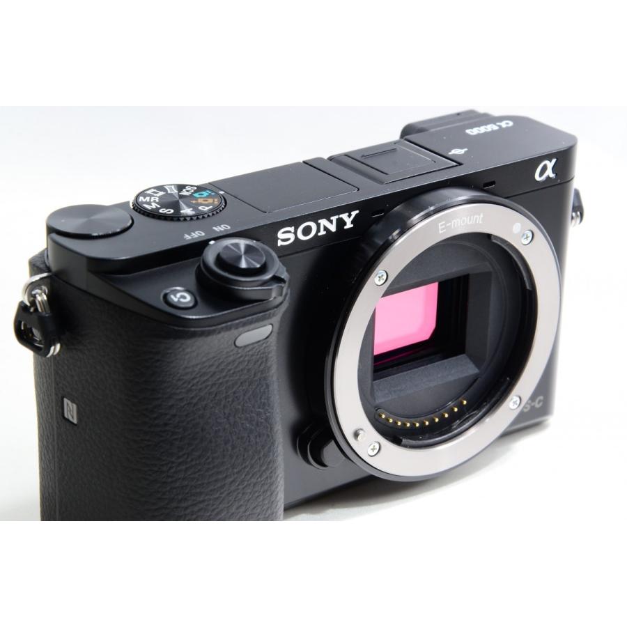 SONY α6000 ブラック ボディ 美品 ストラップ付 動作確認済み 1ヶ月保証付 スマホ転送 高性能の画像