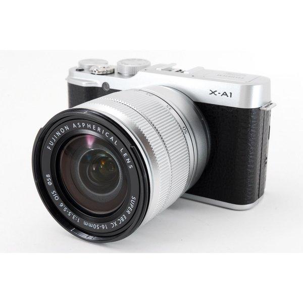 フジフィルム FUJIFILM X-A1 レンズキット シルバー 美品 小型