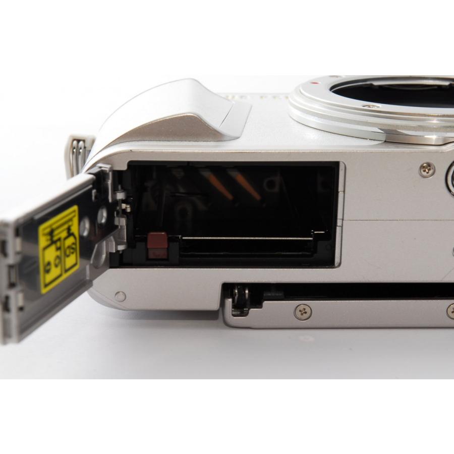 オリンパス OLYMPUS E-PL9 レンズセット ホワイト 美品 Wi-Fiで新品 SD