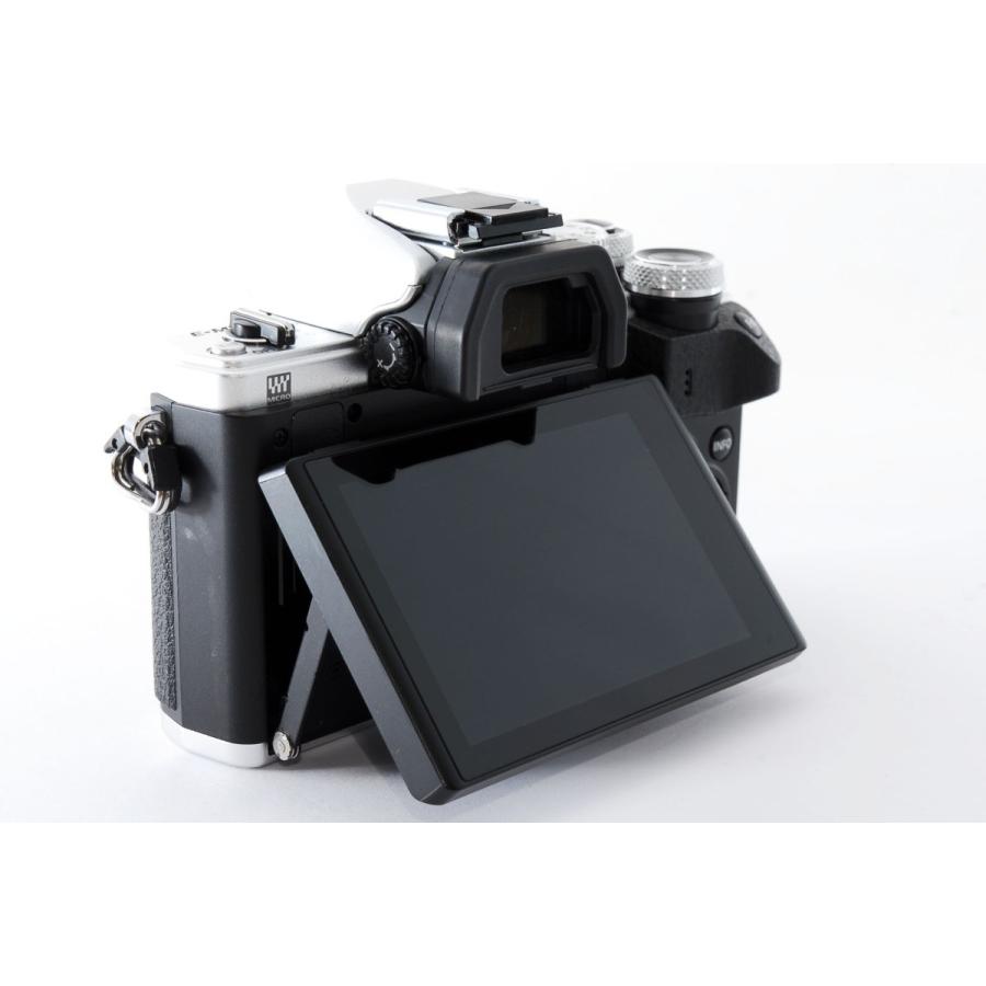 オリンパス OLYMPUS OM-D E-M10 Mark II レンズセット シルバー 美品