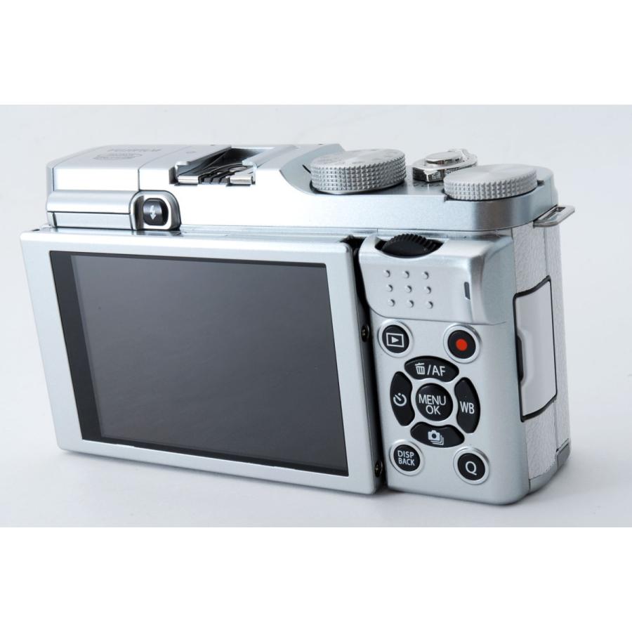 フジフィルム FUJIFILM X-A2 レンズキット ホワイト 美品 レンズフード 
