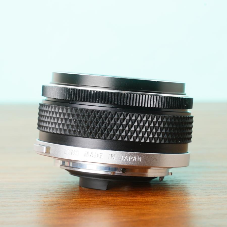 オリンパス OM-SYSTEM H.ZUIKO AUTO-W 24mm F2.8 オールドレンズ