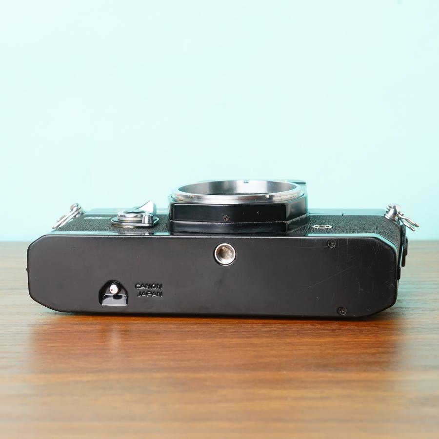 完動品◎Canon FTb ブラック ボディ フィルムカメラ #90 完動品◎Canon FTb ブラック ボディ フィルムカメラ #90