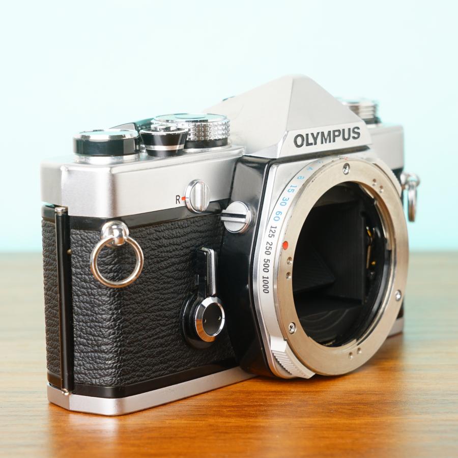 完動品◎オリンパス OM-1 ボディ フィルムカメラ #304の画像