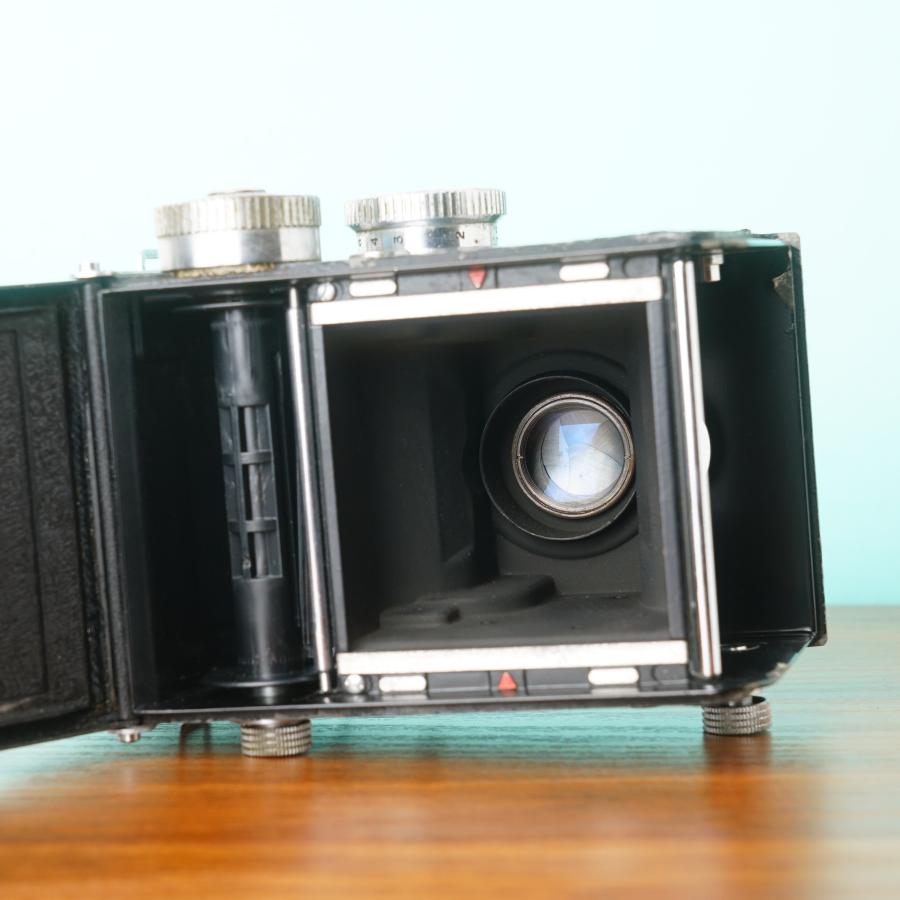 YASHICA（ヤシカ） 完動品◎YASHICAFLEX C型 二眼レフ フィルムカメラ