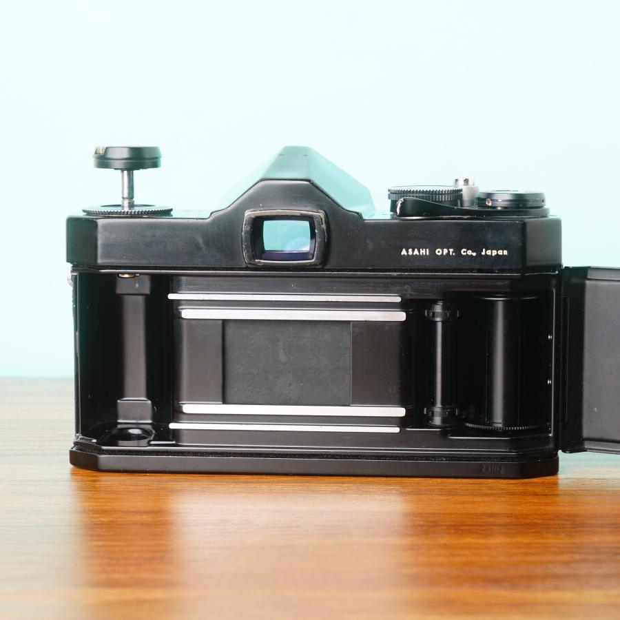 [美品]完動品◎ペンタックスSP ブラック 55mm f1.8 フィルムカメラ ペンタックス 完動品◎ペンタックスSP ブラック 55mm f1.8