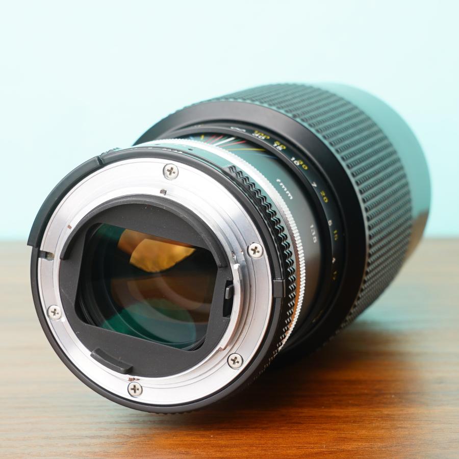 ニコン Nikon Zoom-NIKKOR 80-200mm F4.5 オールドレンズ