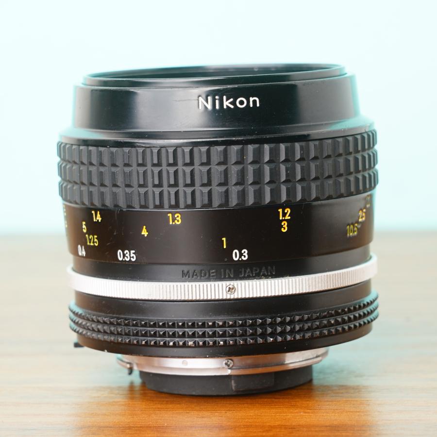 ニコン Ai Micro Nikkor 55mm f3.5 オールドレンズ 50 ニコン Ai Micro Nikkor 55mm f3.5 オールドレンズ 50 : カメラ