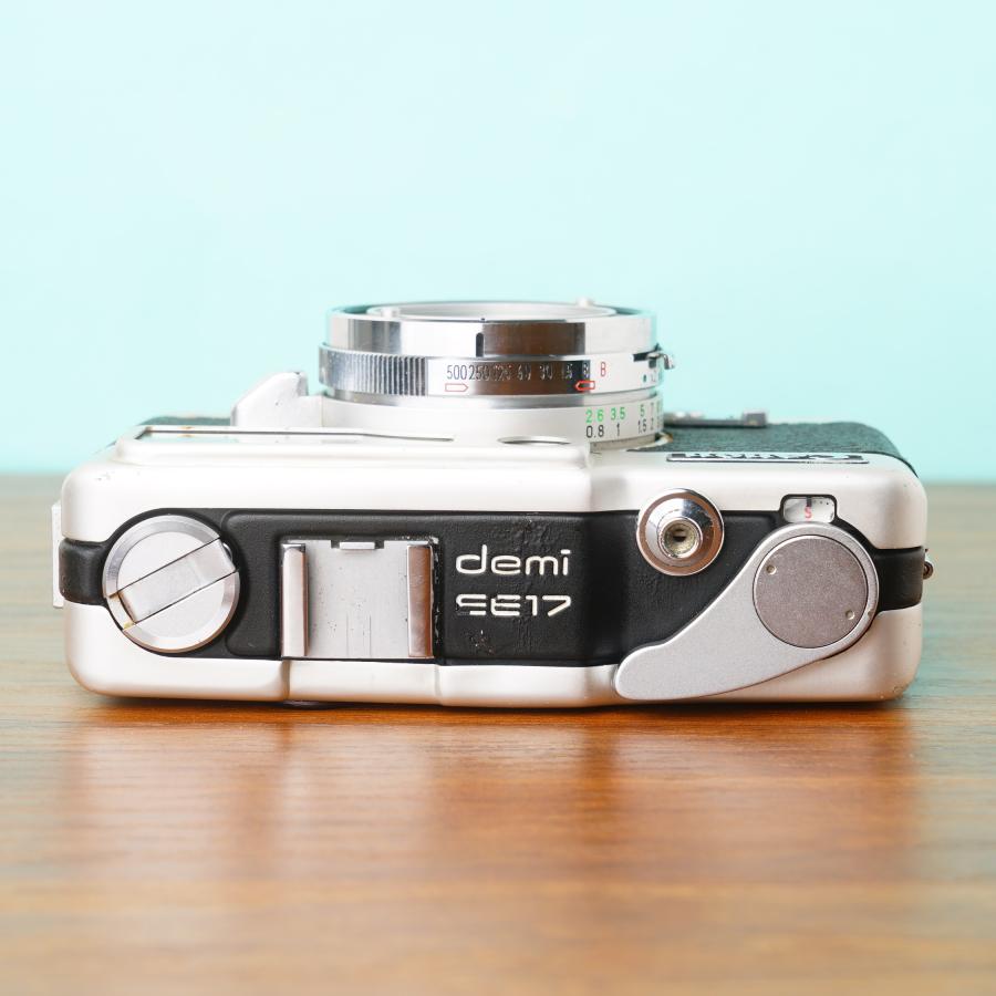 フィルムカメラ【完動品】キャノンデミEE17 キヤノン（Canon） 完動品◎Canon demi EE17 フィルムカメラ #68