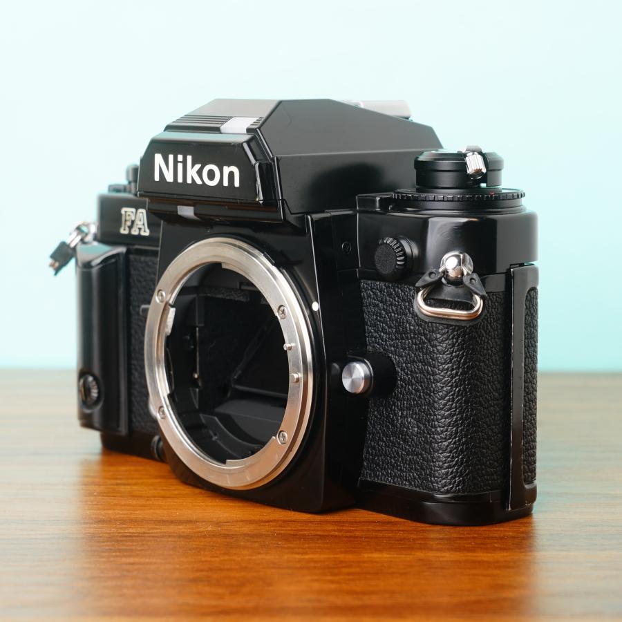 美品 完動品 Nikon FA フィルム一眼レフカメラ ブラックボディ ニコン 完動品◎Nikon FA ボディ ブラック フィルムカメラ #049