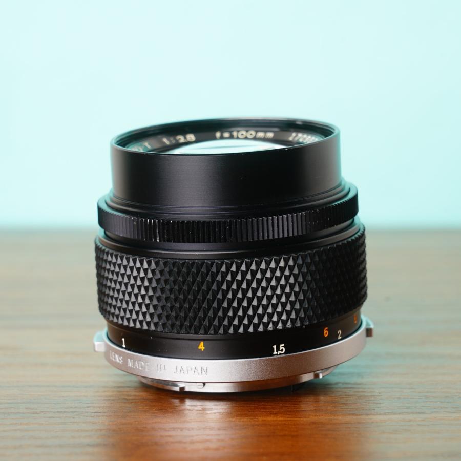 オリンパス E.ZUIKO OM-SYSTEM AUTO-T 100mm F2.8 オールド