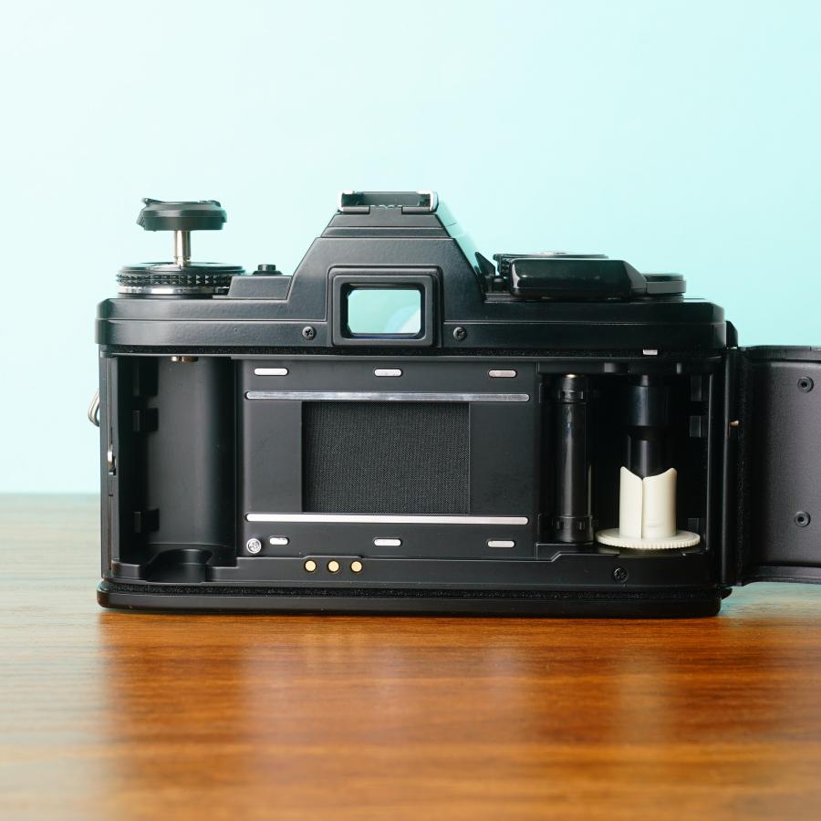 美品 完動品◎ミノルタ X-700 ボディ フィルムカメラ #297